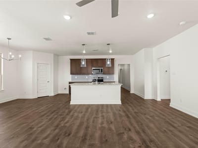 Primary bedroom at 552 Gus Loop - 3 bed 2 bath home