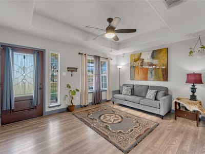 Living area at 555 Live Oak Dr - 3 bed 2 bath home