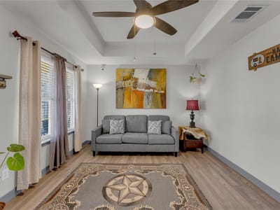 Primary bedroom at 555 Live Oak Dr - 3 bed 2 bath home