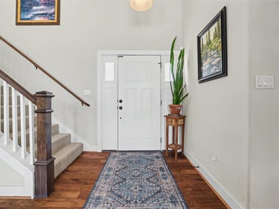 Property photo 5 at 555 River Bluff CIR - 3 bed 2 bath home