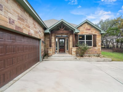 Living area at 5562 Denmans LOOP - 4 bed 2 bath home