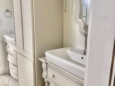 Bathroom at 559 S Madison St - 2 bed 2 bath home