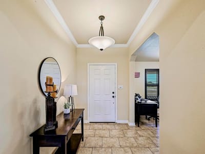 Primary bedroom at 560 Saddle Ridge DR - 3 bed 2 bath home