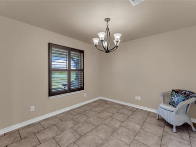 Photo 4 - 560 Saddle Ridge DR Photo 4 of 39 at 560 Saddle Ridge DR - 3 bed 2 bath home