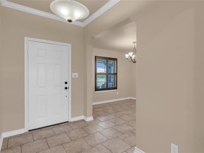 Photo 5 - 560 Saddle Ridge DR Photo 5 of 39 at 560 Saddle Ridge DR - 3 bed 2 bath home