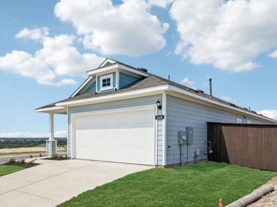 Property photo 2 at 5600 San Pietro DR - 3 bed 2 bath home