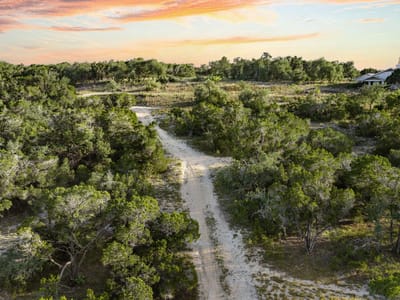 Property photo 4 at 5601 W Fitzhugh RD - Madrone Ranch Sec Ii-A & Ii-B, Dripping Springs, TX