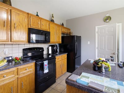 Primary bedroom at 5603 Hunters Ridge TRL - 4 bed 2 bath home