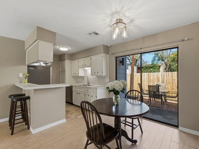 Living area at 5604 Woodrow Ave Unit #15 - 1 bed 1 bath home