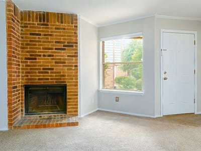 Photo 3 of 23 at 5608 Cougar DR Unit #118 - 2 bed 2 bath home