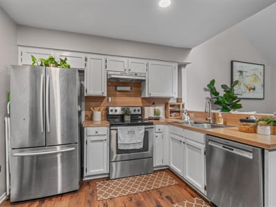 Living area at 5608 Cougar Dr Unit #226 - 2 bed 1 bath home