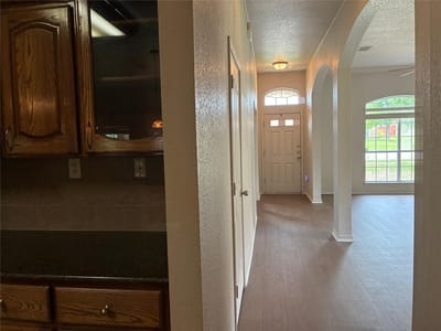 Kitchen at 5610 Mosaic TRL - 3 bed 2 bath home