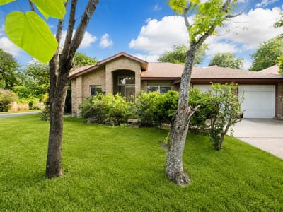 Property photo 2 at 5611 Meadow CRST - 3 bed 2 bath home