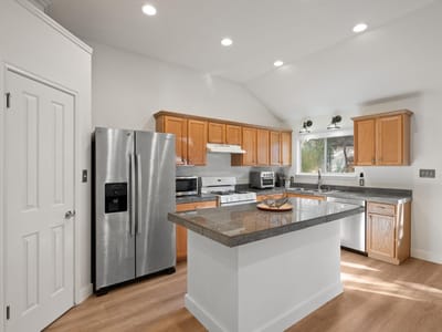 Property photo 4 at 5613 Lomita Verde CIR - 4 bed 2 bath home