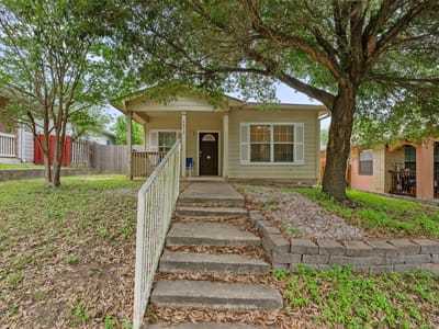 Primary bedroom at 5613 Signal PT - 3 bed 2 bath home