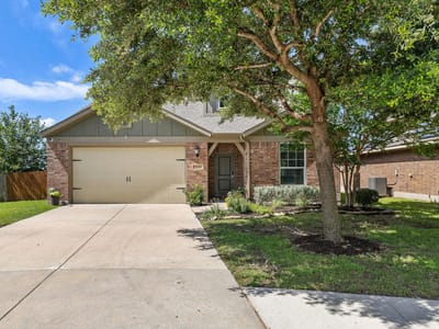 Living area at 5628 Corsica LOOP - 4 bed 3 bath home