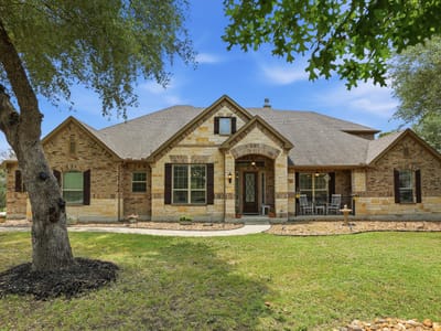 Living area at 563 Solms FRST - 4 bed 4 bath home