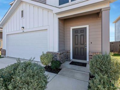 Kitchen at 566 Delta Crst - 3 bed 2 bath home