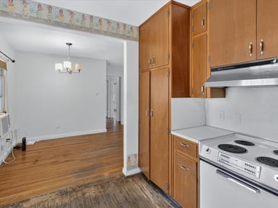 Property photo 3 at 5701 Link Ave - 2 bed 1 bath home