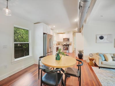 Living area at 5704 Gloucester LN Unit #B - 2 bed 2 bath home