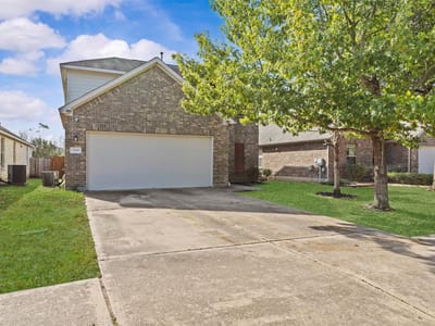 Property photo 3 at 5709 Zachary Scott ST - 4 bed 2 bath home