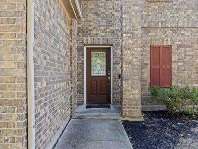 Property photo 5 at 5709 Zachary Scott ST - 4 bed 2 bath home