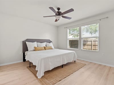 Property photo 5 at 5713 Knoll Pines PASS - 3 bed 2 bath home