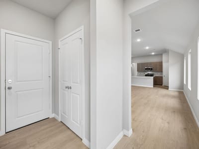 Photo 4 of 34 at 5713 Koshoa DR - 4 bed 3 bath home