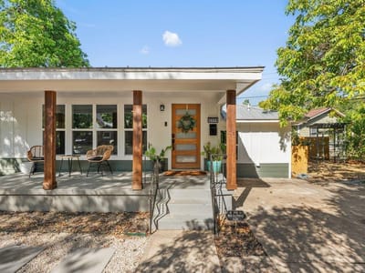Property photo 4 at 5714 Avenue D - 4 bed 3 bath home