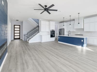 Primary bedroom - 5717 Lost Horizon Dr Unit #2 Primary bedroom at 5717 Lost Horizon Dr Unit #2 - 6 bed 5 bath home