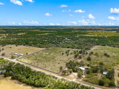 Photo 2 of 31 at 5720 FM 2237 Rd - Flatonia, Flatonia, TX
