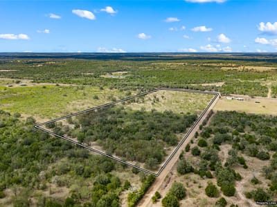 Photo 5 of 31 at 5720 FM 2237 Rd - Flatonia, Flatonia, TX