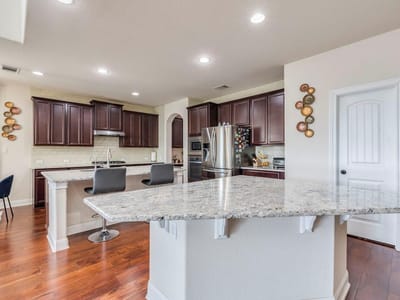 Property photo 4 at 5720 Viejo DR - 6 bed 4 bath home