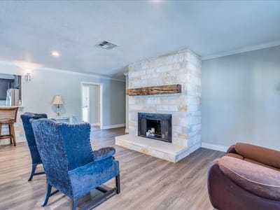 Photo 4 of 40 at 5732 Little Flock RD - 14 bed 9 bath home