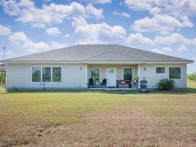 Property photo 3 at 5734 FM 621 - 4 bed 2 bath home