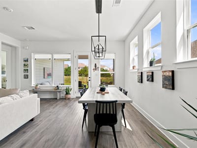 Living area at 576 Sage Thrasher CIR - 3 bed 2 bath home