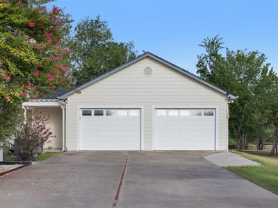 Property photo 3 at 577 Herron TRL - 3 bed 2 bath home