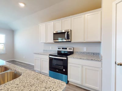 Bathroom at 579 Hector LOOP - 4 bed 2 bath home