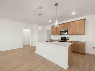 Primary bedroom at 580 Gus LOOP - 4 bed 3 bath home