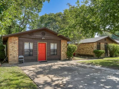 Property photo 2 at 5800 Coolbrook DR - 4 bed 2 bath home