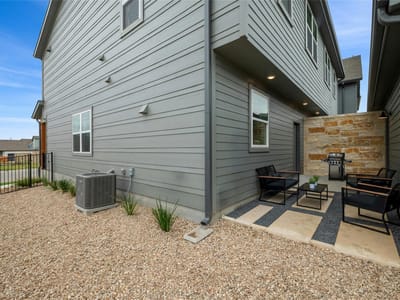 Property photo 4 at 5804 Rotunda VW - 3 bed 2 bath home