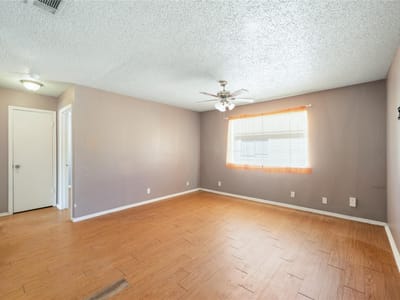 Photo 4 of 27 at 5807 Spring Meadow RD - Austin, Austin, TX