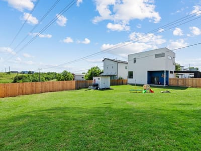 Property photo 4 at 5809 Toscana Ave - 3 bed 3 bath home