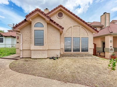 Property photo 2 at 583 Rupen DR - 2 bed 2 bath home