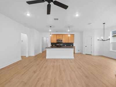 Primary bedroom at 584 Gus LOOP - 4 bed 2 bath home