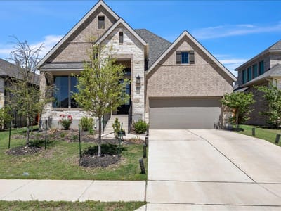 Living area at 5844 Sean Paul LN - 5 bed 3 bath home