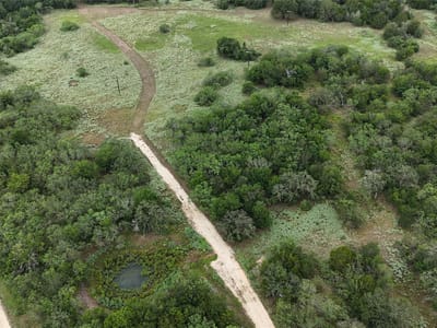 Property photo 2 at 590 Coastal Lane - N/A, Luling, TX