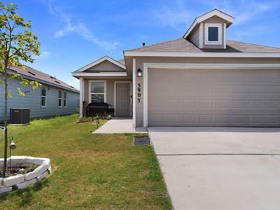 Photo 5 - 5903 Texas SPUR Photo 5 of 34 at 5903 Texas SPUR - 3 bed 2 bath home