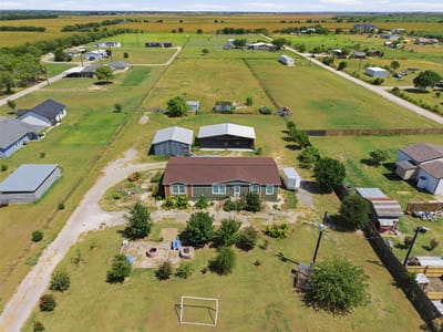 Property photo 2 at 5904 Fm 621 - 4 bed 2 bath home