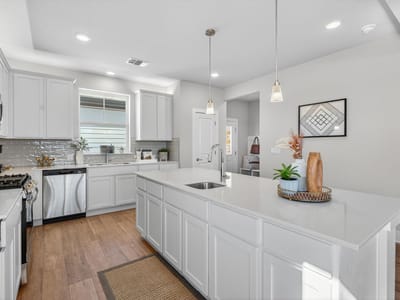 Property photo 4 at 5909 Rotunda VW - 3 bed 2 bath home